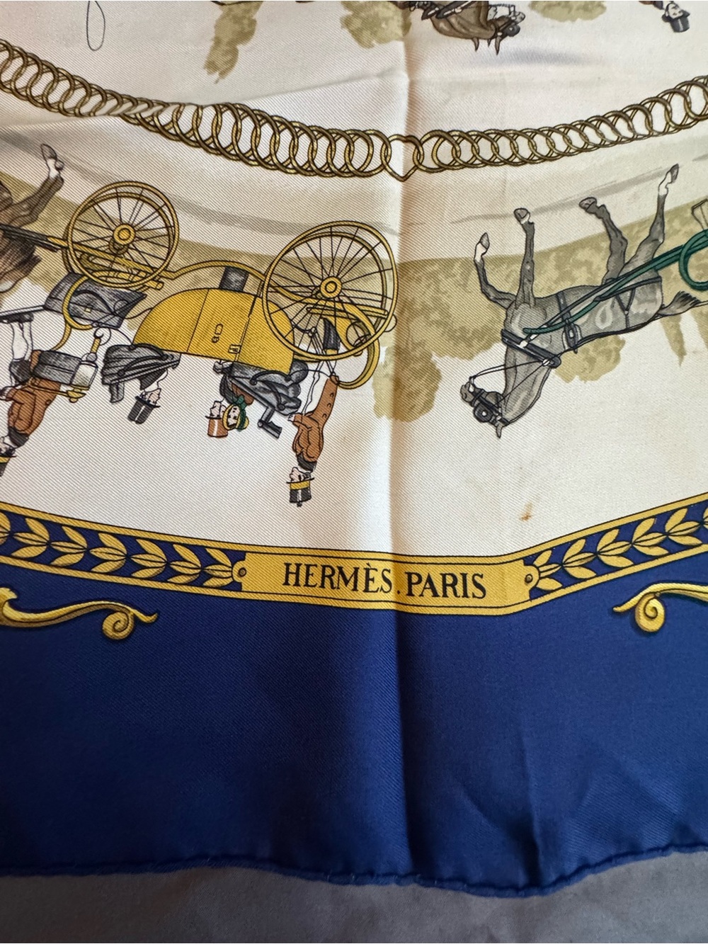 Hermes Silk Scarf 100% Authentic Horse Coach Circle 90cm “Longchamps” Print Blue - Picture 3 of 10
